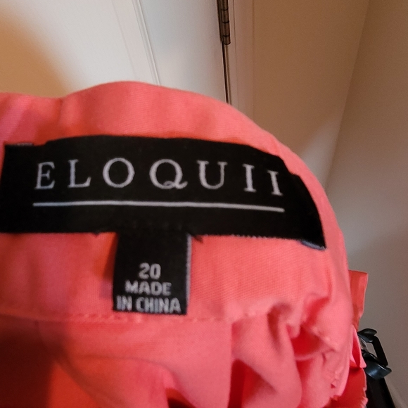 Pink Skirt with Pockets - Picture 4 of 4